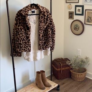 Short-Sleeve Sweater